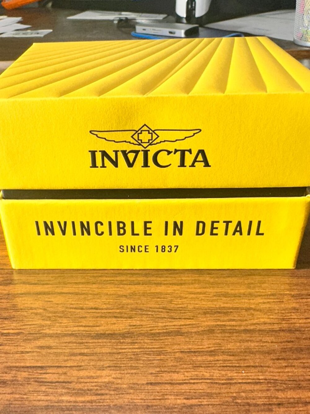 Brand New Invicta Speedway 51137 Men’s 42mm Tiffany Blue Dial Watch – Octagonal